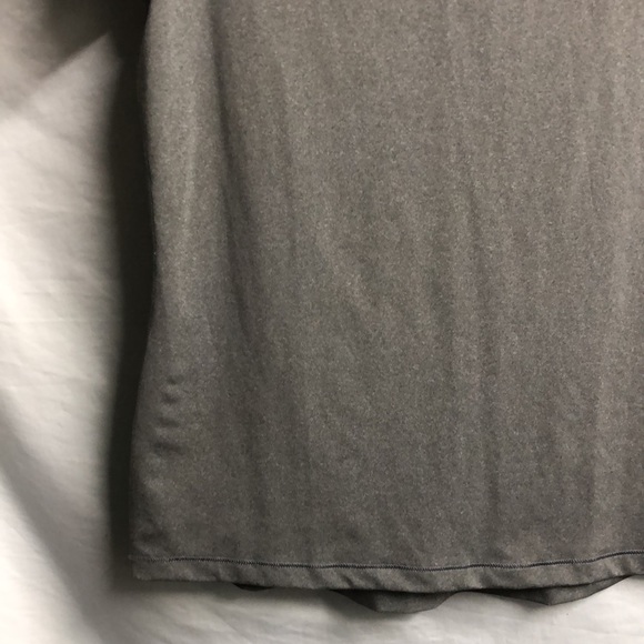 Nike pro Nike dry fit, large Nike, better world T-shirt, scoop neck, V-neck gray - Picture 4 of 10